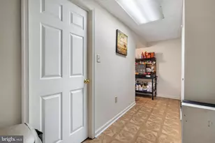 246 Lily Ct, Hagerstown, MD 21740 - Photo 19