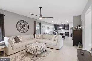 215 Monument Dr, Boonsboro, MD 21713 - Photo 11