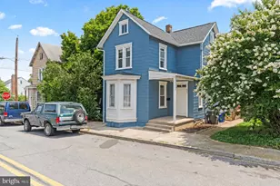 602 Guilford Ave, Hagerstown, MD 21740 - Photo 1