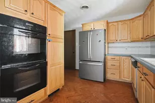 11911 Sycamore Dr, Hagerstown, MD 21742 - Photo 9