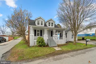 19 Brent St, Hancock, MD 21750 - Photo 1