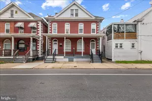 445 N Mulberry St, Hagerstown, MD 21740 - Photo 1