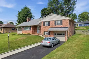 12906 The Terrace, Hagerstown, MD 21742 - Photo 3