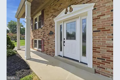 17608 Forest Glen Circle, Hagerstown, MD 21740 - Photo 5