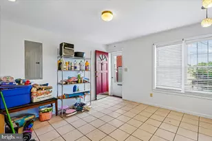 123 E Franklin St, Hagerstown, MD 21740 - Photo 9