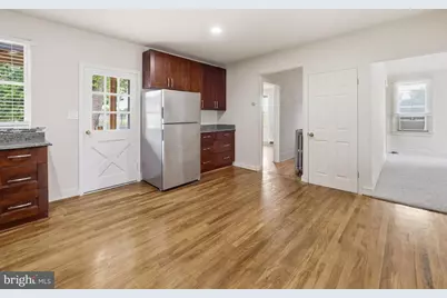 1043 Spruce Street, Hagerstown, MD 21740 - Photo 5