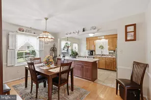 17601 Meadowood Dr, Hagerstown, MD 21740 - Photo 5