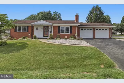 17601 Meadowood Drive, Hagerstown, MD 21740 - Photo 1