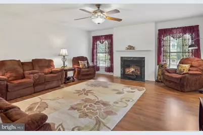 18812 Island Drive, Hagerstown, MD 21742 - Photo 9