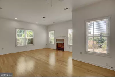 1251 Lindsay Lane, Hagerstown, MD 21742 - Photo 9