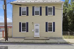 12 Madison Ave, Hagerstown, MD 21740 - Photo 1