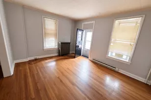 28 S Locust St, Hagerstown, MD 21740 - Photo 5
