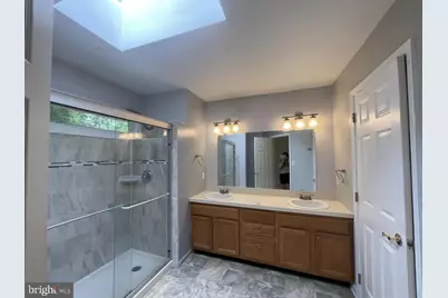 1323 Lindsay Lane, Hagerstown, MD 21742 - Photo 13