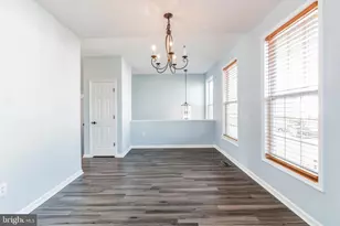 10329 Bridle Ct, Hagerstown, MD 21740 - Photo 7
