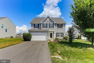 18230 Shapwick Ct, Hagerstown, MD 21740 - Photo 1