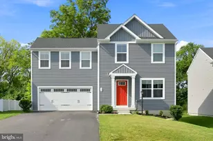 11 Charlotte St, Hagerstown, MD 21740 - Photo 1