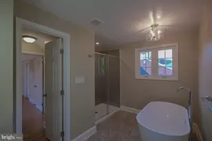 318 E Irvin Ave, Hagerstown, MD 21742 - Photo 23