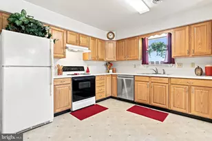 202 Winding Oak Dr, Hagerstown, MD 21740 - Photo 11