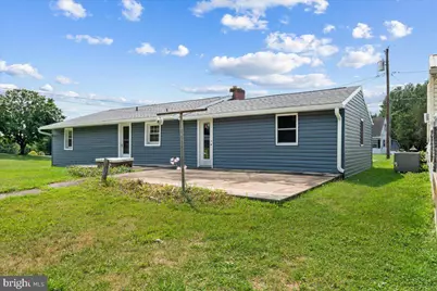 12331 Walnut Point W, Hagerstown, MD 21740 - Photo 7