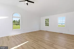 13835 McIntosh Cir, Clear Spring, MD 21722 - Photo 11