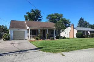 13 Haywood Cir, Hagerstown, MD 21740 - Photo 1
