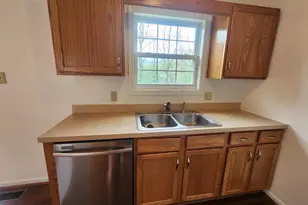1048 Kasinof Ave, Hagerstown, MD 21742 - Photo 5