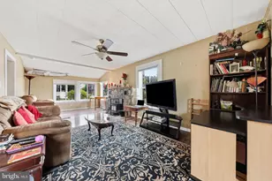 25327 Highfield Rd, Cascade, MD 21719 - Photo 3