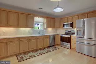 1206 S Pointe Dr, Hagerstown, MD 21740 - Photo 15