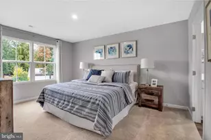 1300 Breckenridge Dr, Hagerstown, MD 21740 - Photo 11