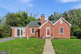 1204 Carroll Heights Blvd, Hagerstown, MD 21742 - Photo 1