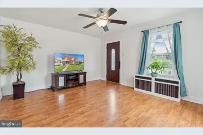 35 N Cleveland Avenue, Hagerstown, MD 21740 - Photo 3