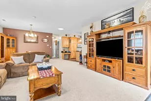 14220 Shelby Cir, Hagerstown, MD 21740 - Photo 11