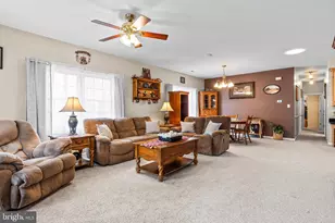 14220 Shelby Cir, Hagerstown, MD 21740 - Photo 7