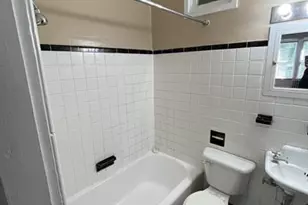 429 N Locust St, Hagerstown, MD 21740 - Photo 17