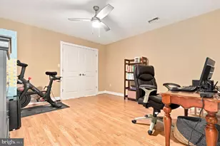 13039 Hawkins Cir, Hagerstown, MD 21742 - Photo 37