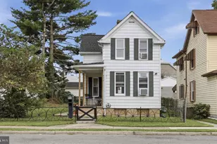 842 Spruce St, Hagerstown, MD 21740 - Photo 1