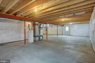 17927 Constitution Cir, Hagerstown, MD 21740 - Photo 33