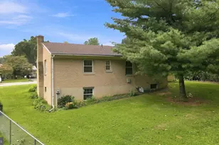 10831 Rosewood Dr, Hagerstown, MD 21740 - Photo 17