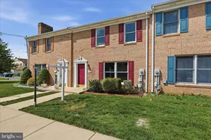 309 E Ridge Dr, Hagerstown, MD 21740 - Photo 3