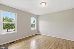 309 E Ridge Dr, Hagerstown, MD 21740 - Photo 15