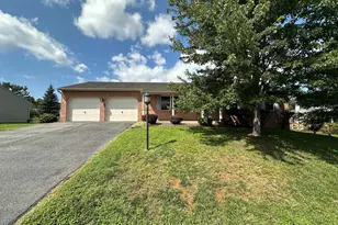 218 Stanford Rd, Hagerstown, MD 21742 - Photo 1