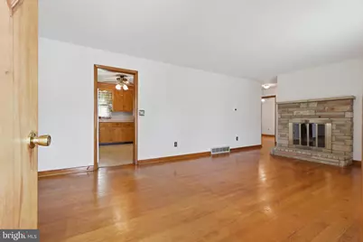 1047 Corbett Street, Hagerstown, MD 21740 - Photo 7