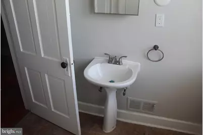 382 S Cleveland Avenue #APT 4, Hagerstown, MD 21740 - Photo 7