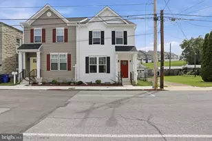 490 Mitchell Ave, Hagerstown, MD 21740 - Photo 1
