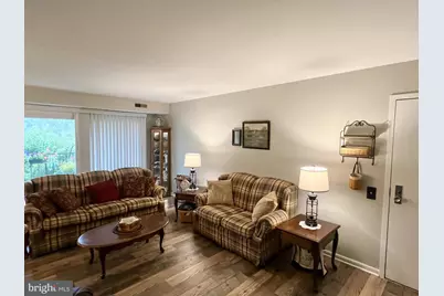 1631 Edgewood Place #204, Hagerstown, MD 21740 - Photo 7