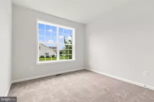 12928 Hawkins Cir, Hagerstown, MD 21742 - Photo 15