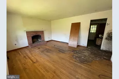17518 Green Meadow Lane, Hagerstown, MD 21740 - Photo 3