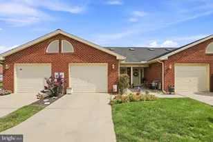 1630 Langley Dr, Hagerstown, MD 21740 - Photo 3