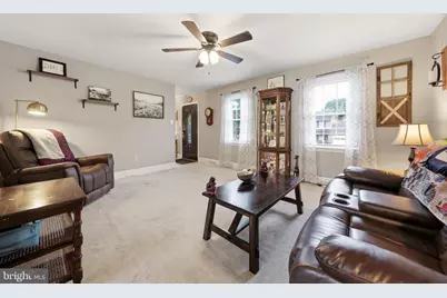 2 Sweet Briar Lane, Hagerstown, MD 21742 - Photo 11