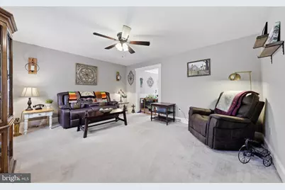 2 Sweet Briar Lane, Hagerstown, MD 21742 - Photo 9